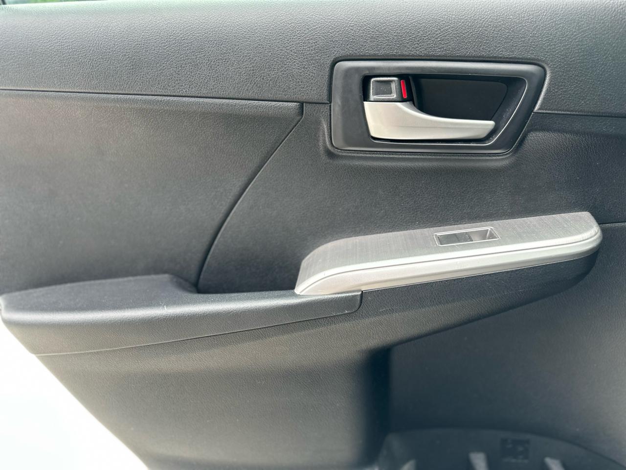 Toyota Camry XLE 2013