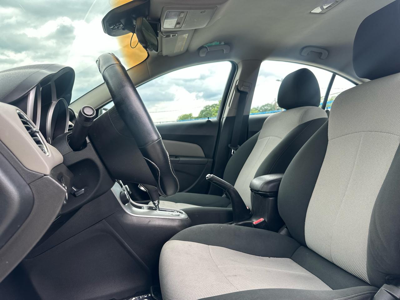 Chevrolet Cruze 2LS 2011