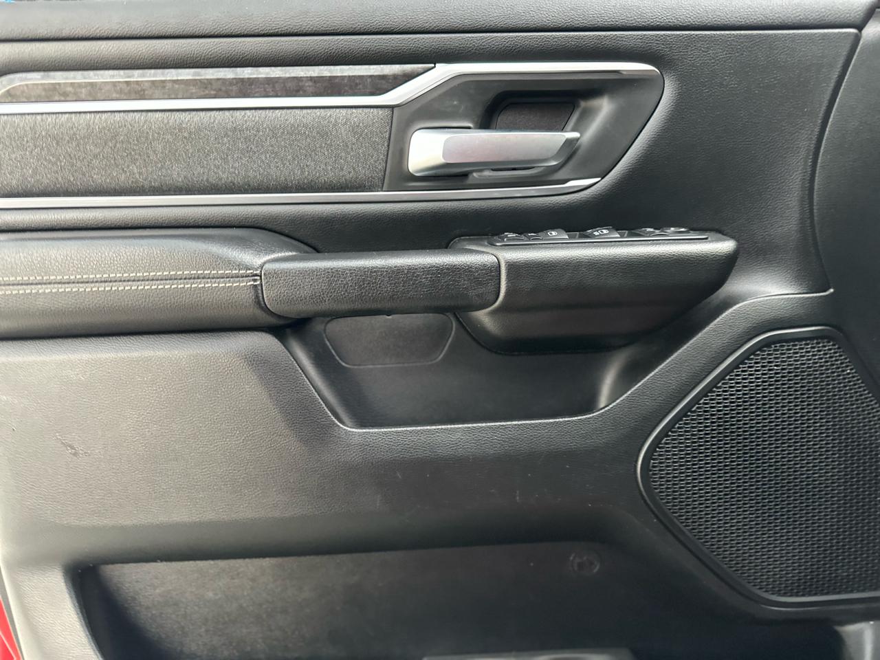 RAM 1500 Big Horn Crew Cab SWB 4WD 2020