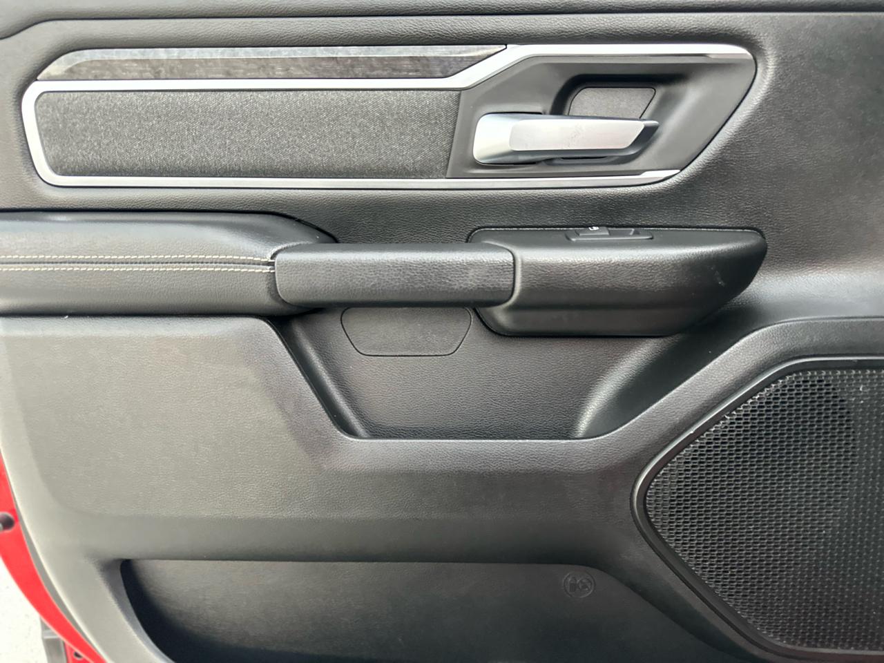 RAM 1500 Big Horn Crew Cab SWB 4WD 2020