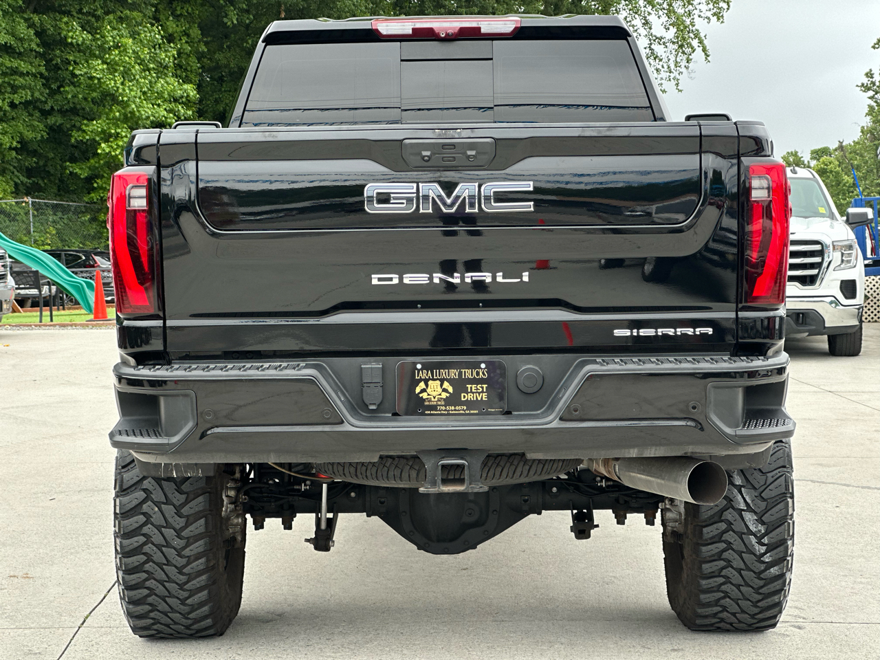 GMC Sierra 2500HD Denali Ultimate Crew Cab 4WD 2024