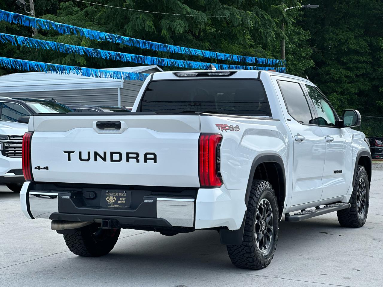 Toyota Tundra SR5 2022