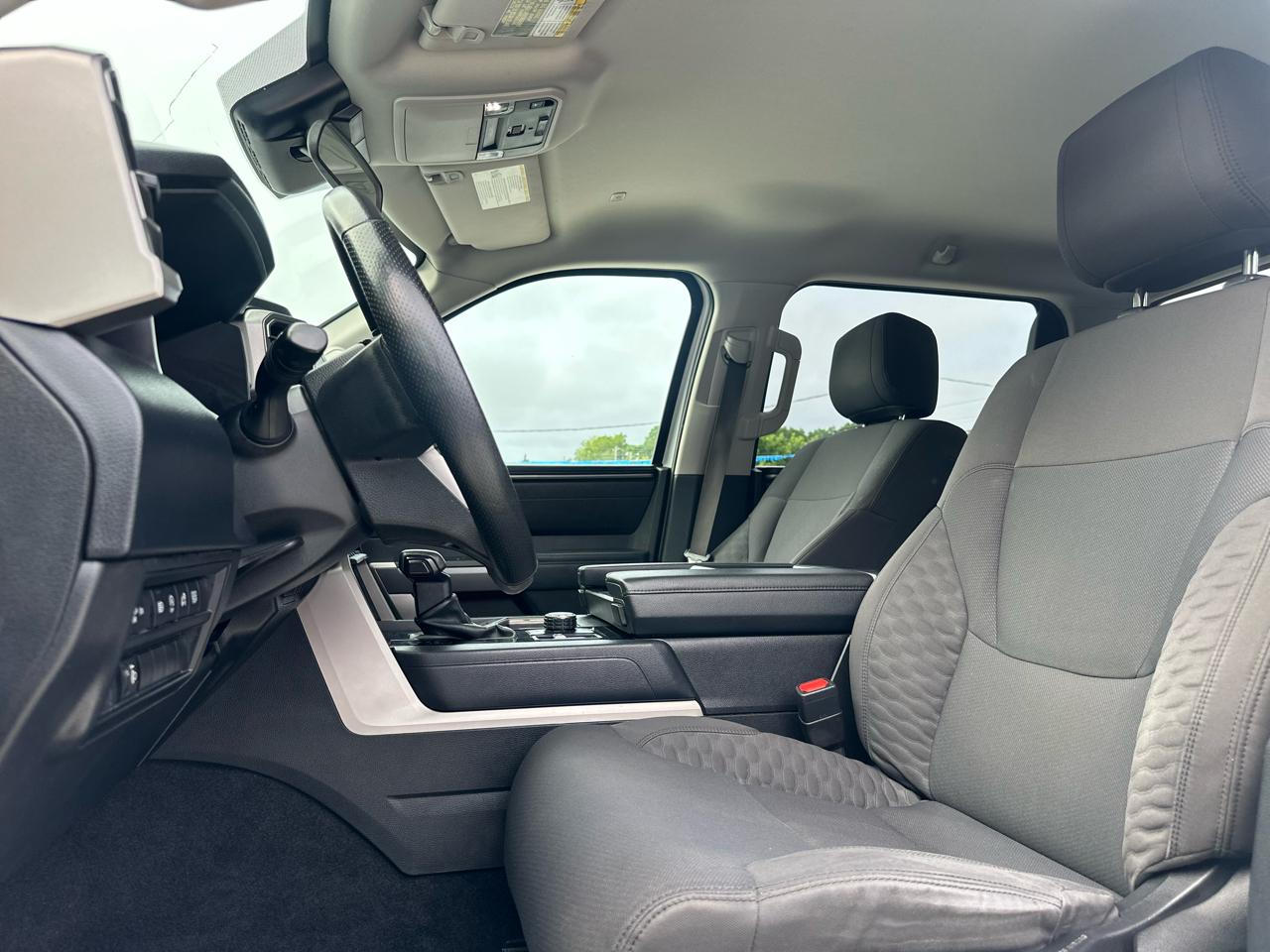 Toyota Tundra SR5 2022