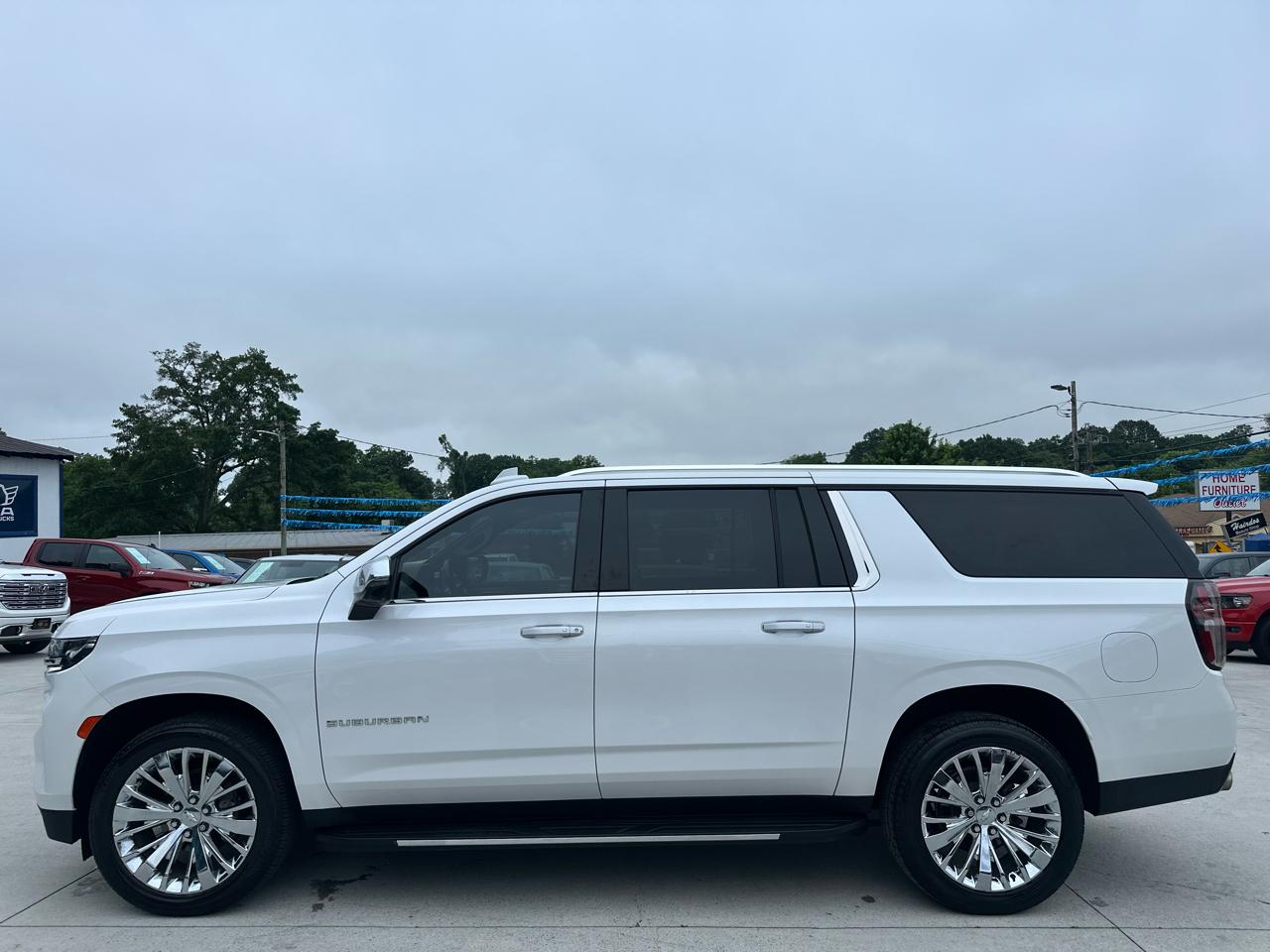 Chevrolet Suburban Premier 4WD 2021