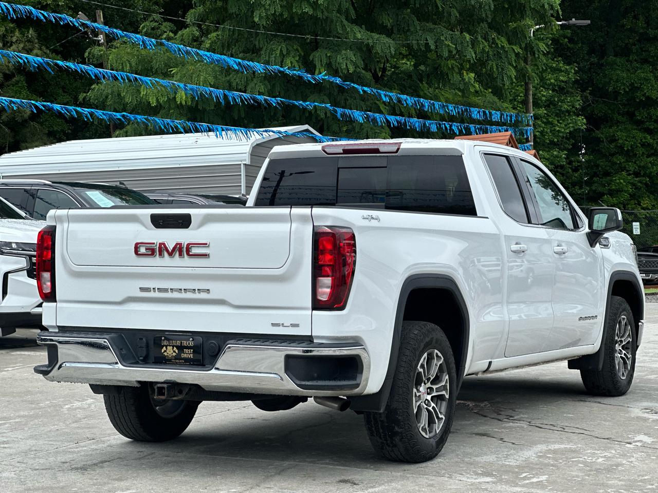 GMC Sierra 1500 SLE 4WD 2021