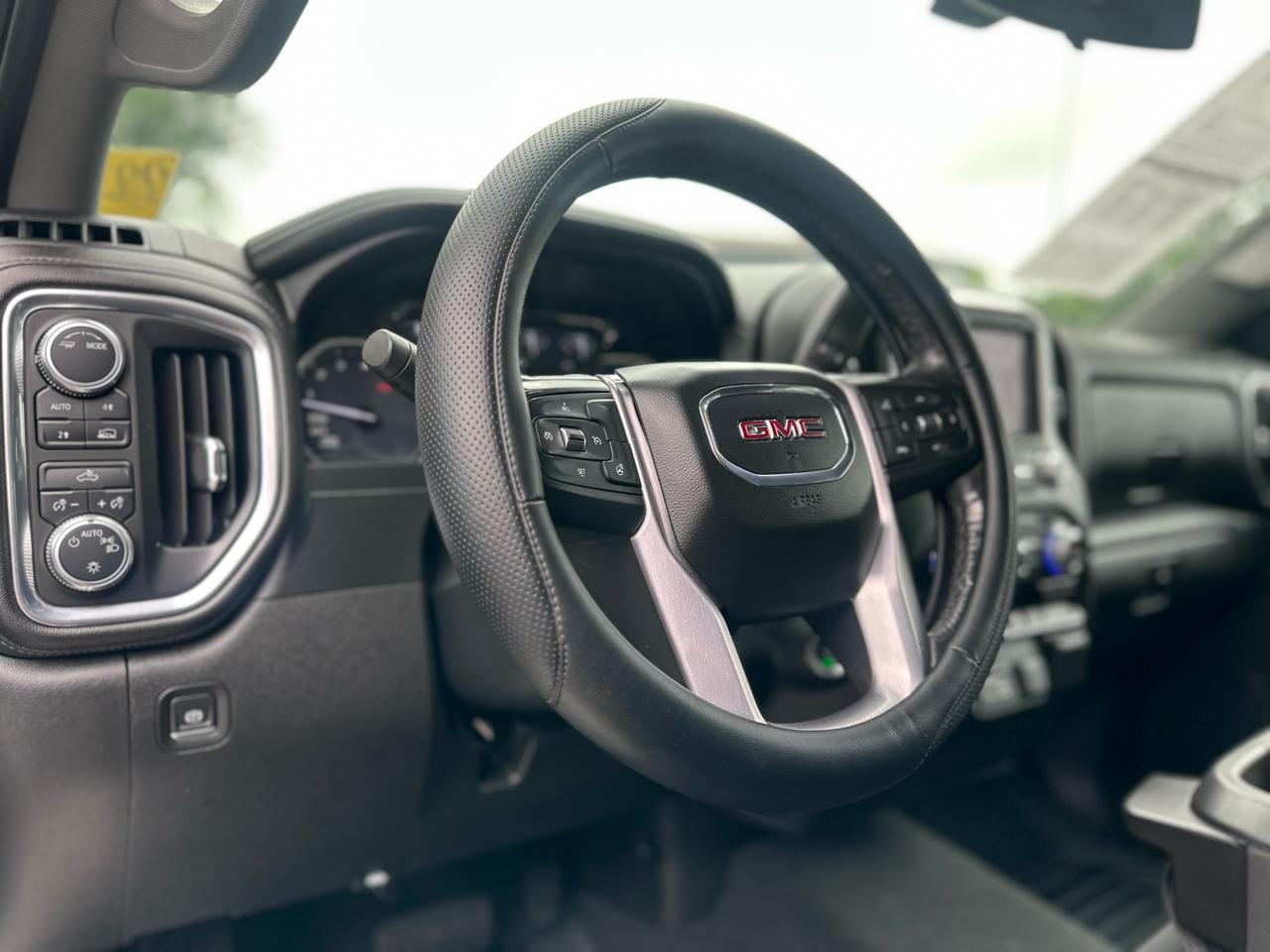 GMC Sierra 1500 SLE 4WD 2021