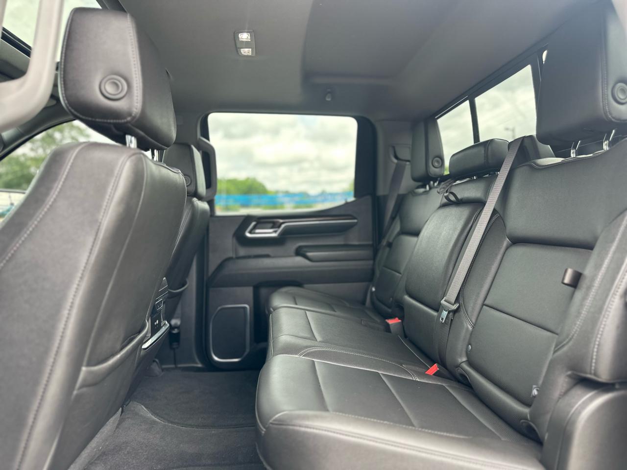 GMC Sierra 1500 SLT Crew Cab 4WD 2024