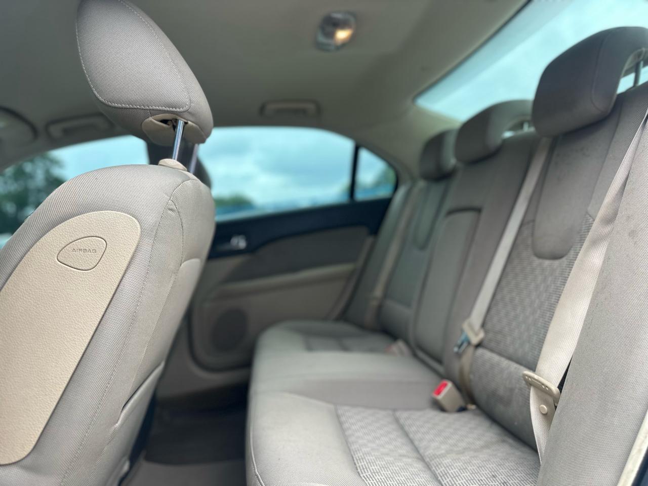Ford Fusion SE 2010