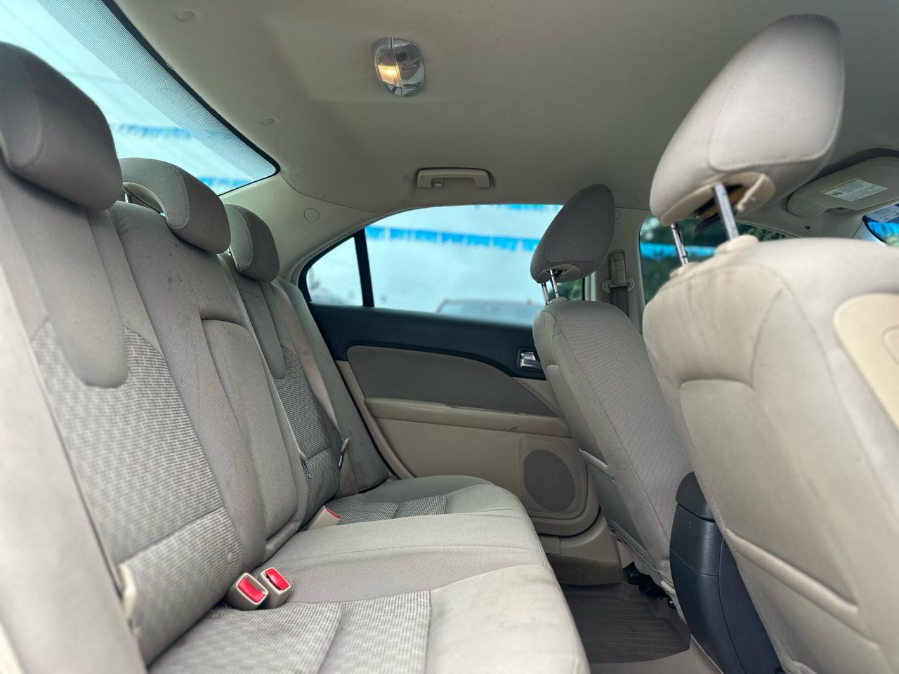 Ford Fusion SE 2010