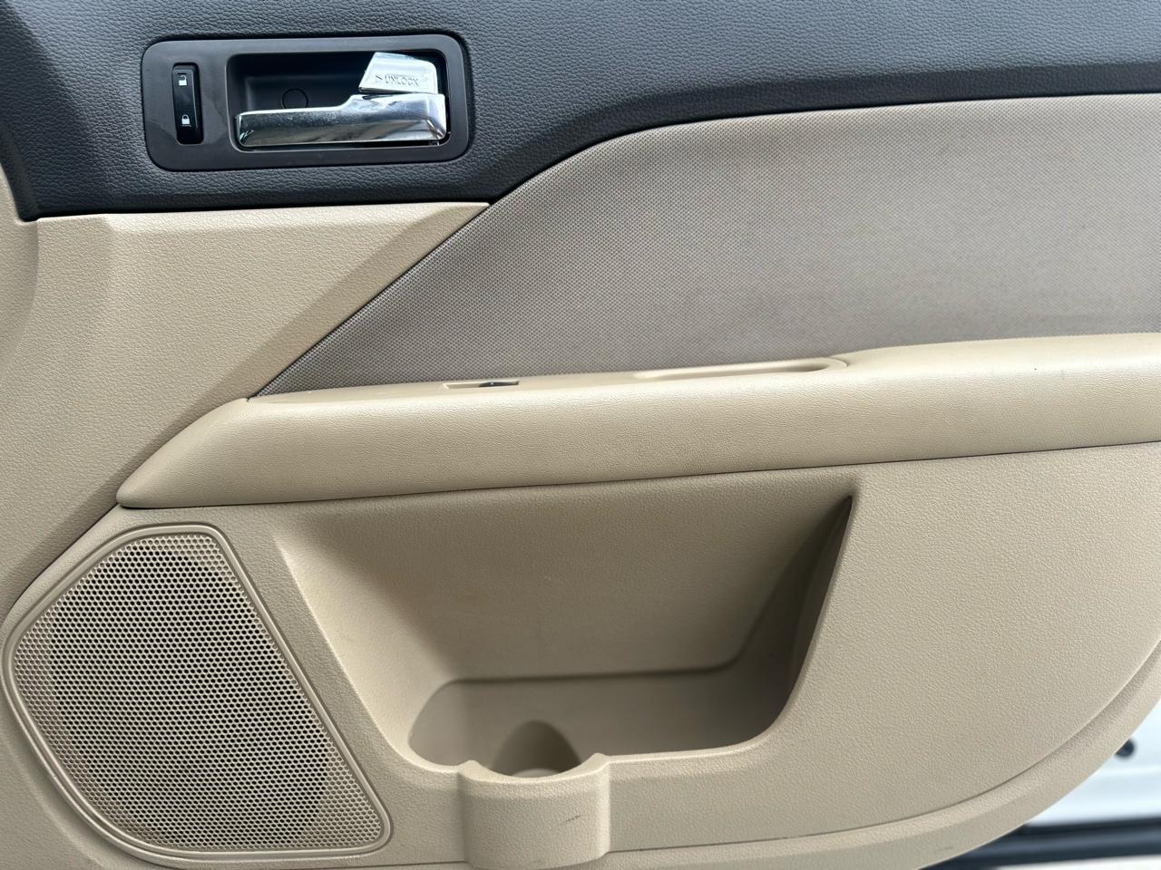 Ford Fusion SE 2010