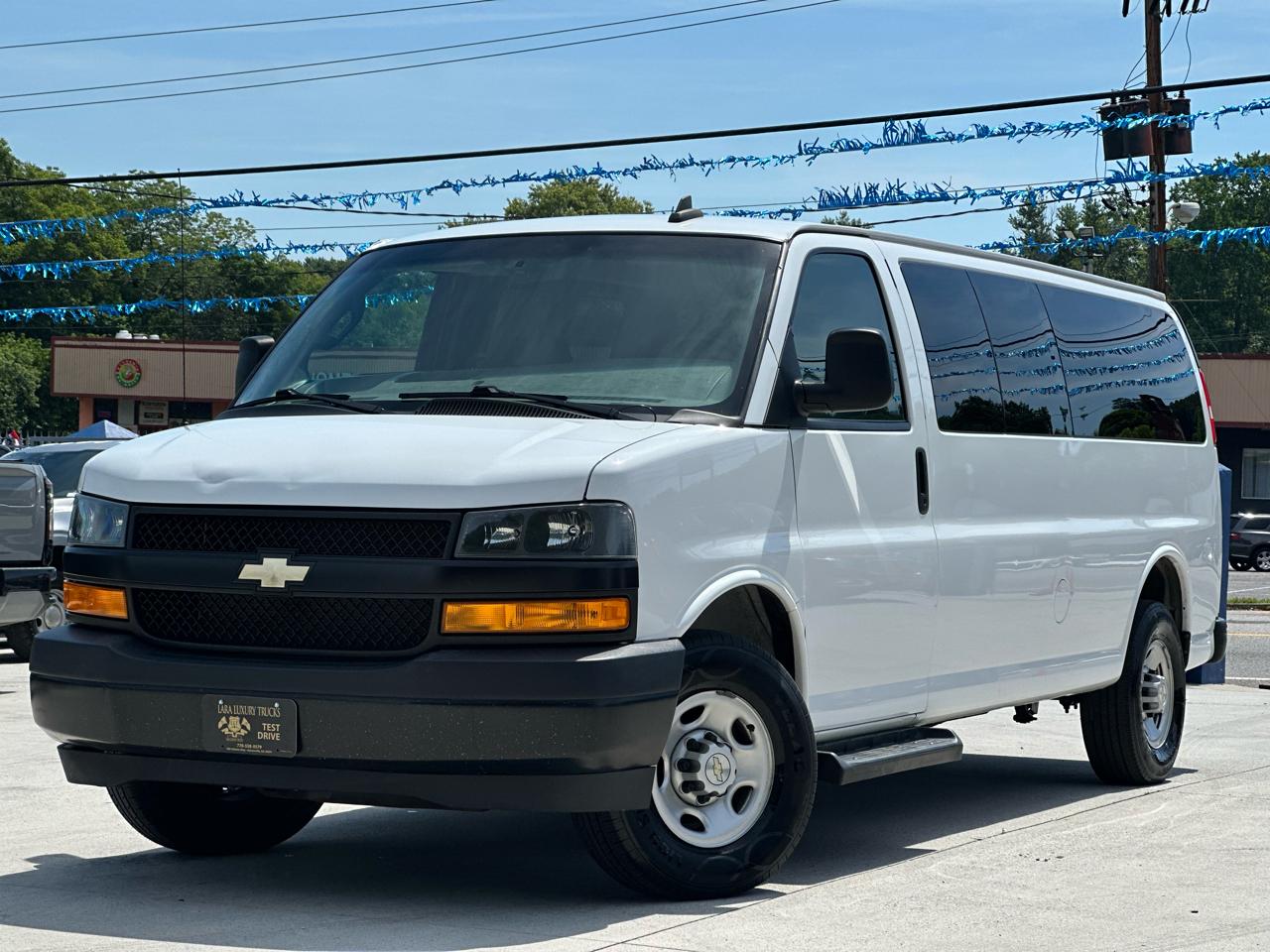 Chevrolet Express LS 3500 Extended 2023
