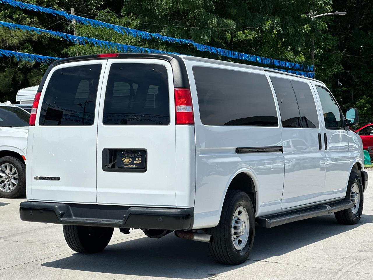 Chevrolet Express LS 3500 Extended 2023