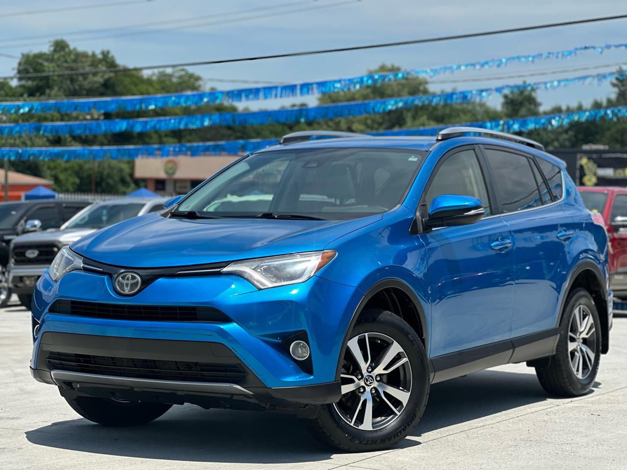 Toyota RAV4 XLE FWD 2018