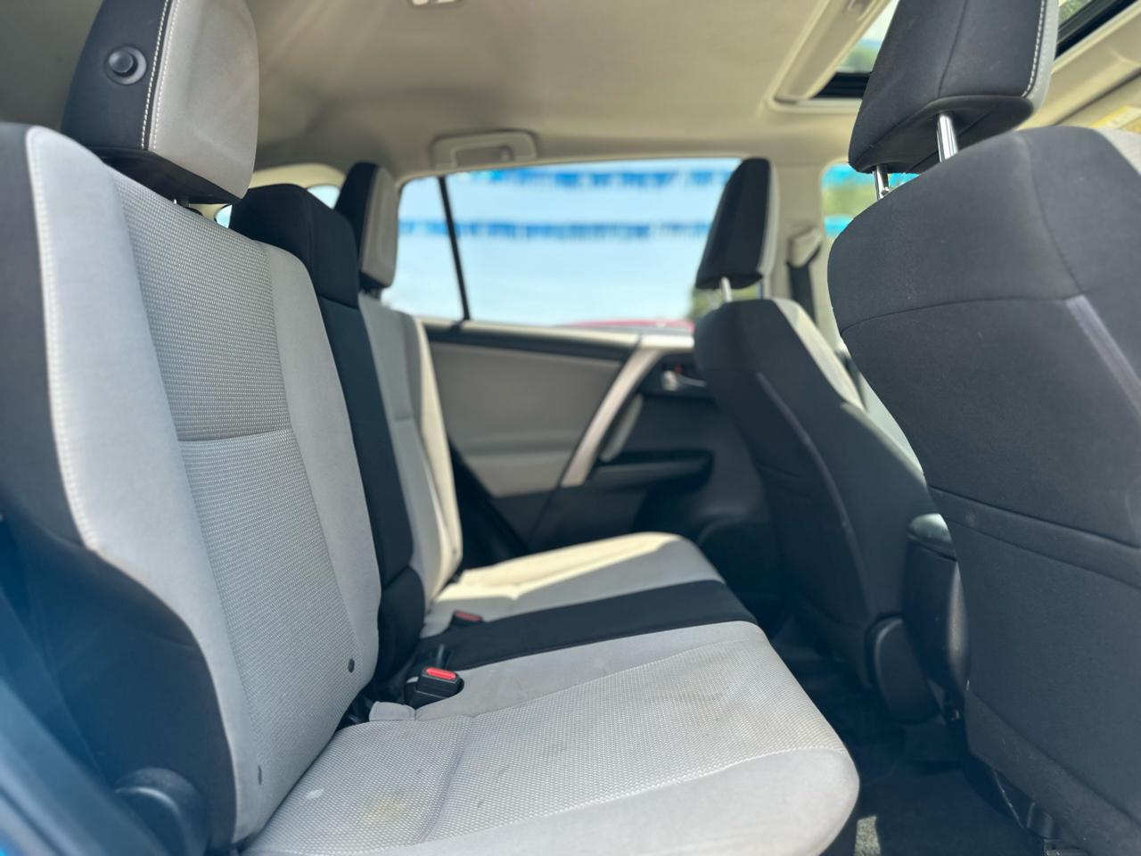 Toyota RAV4 XLE FWD 2018