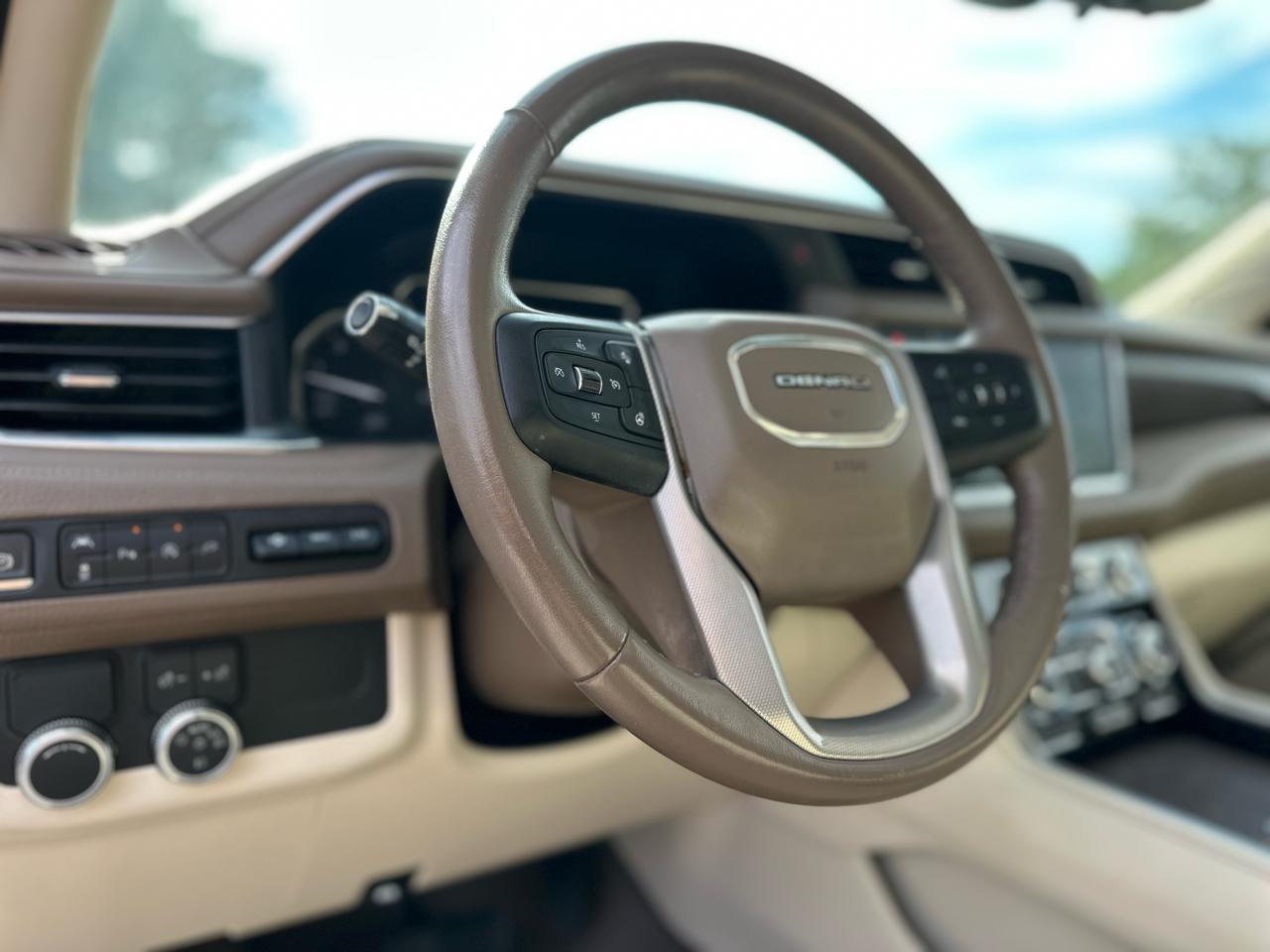 GMC Yukon Denali 2WD 2021