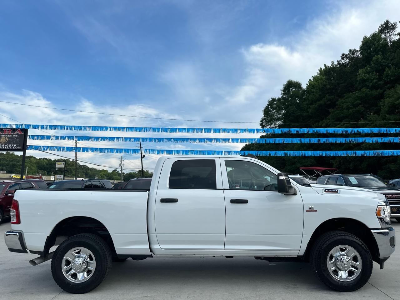 RAM 2500 Tradesman Crew Cab SWB 4WD 2024