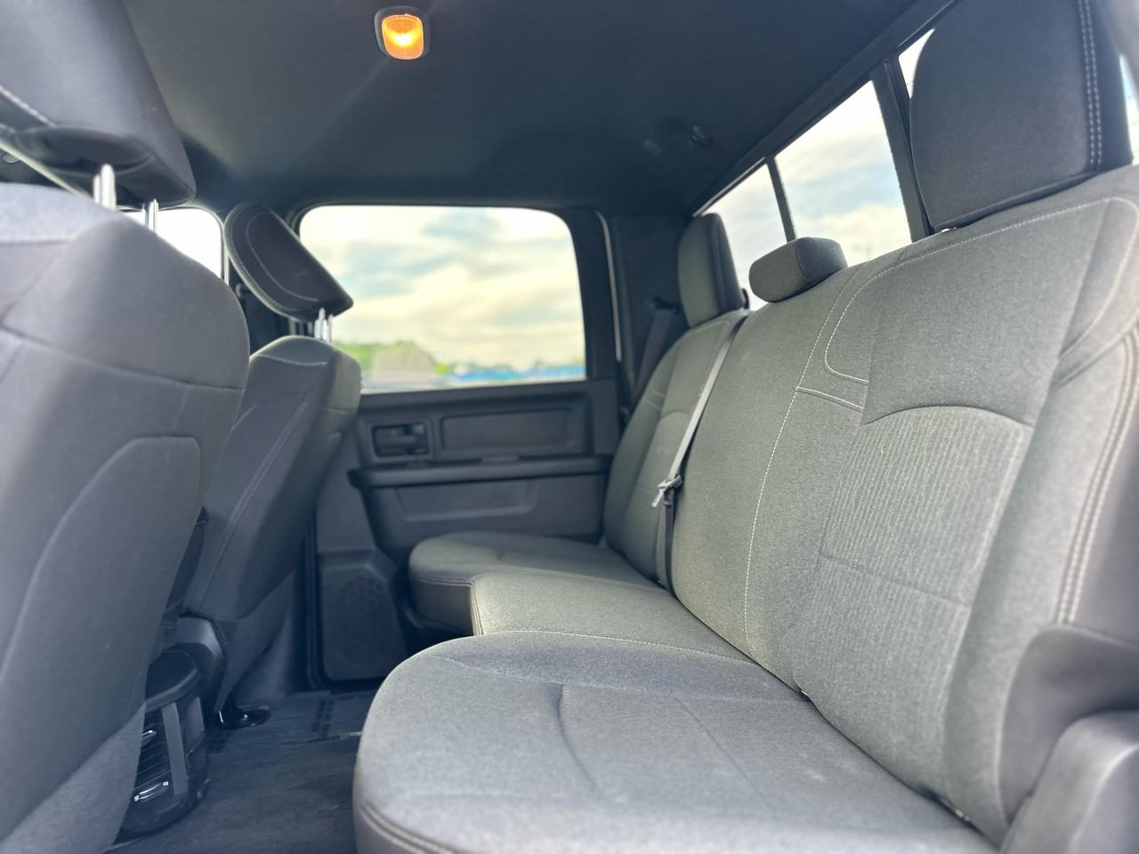 RAM 2500 Tradesman Crew Cab SWB 4WD 2024