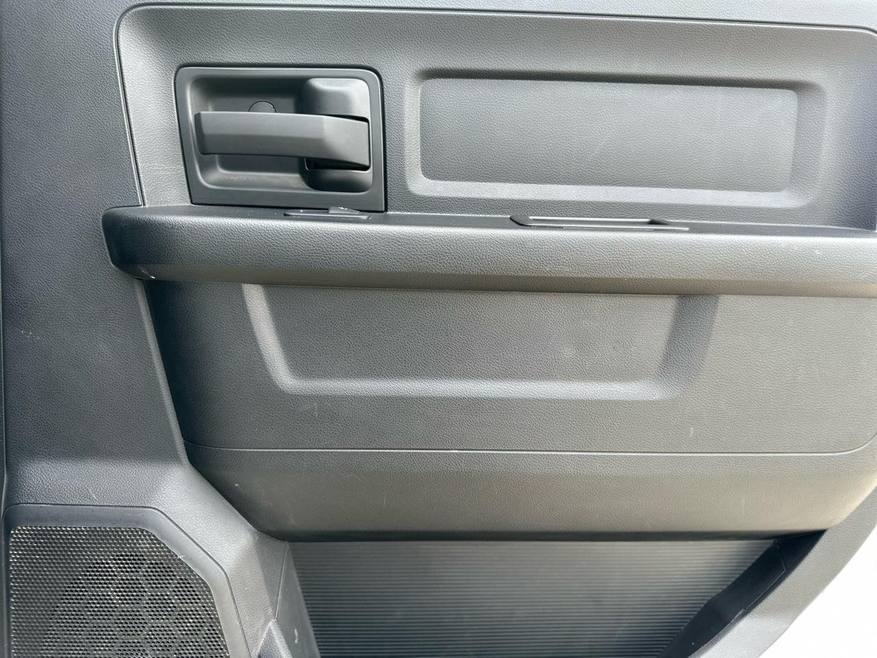 RAM 2500 Tradesman Crew Cab SWB 4WD 2024