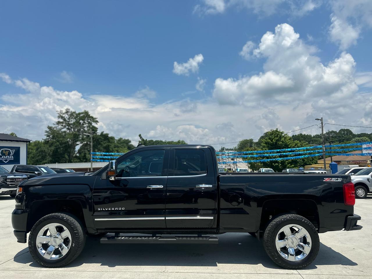Chevrolet Silverado 1500 LTZ Double Cab Short Box 4WD 2017