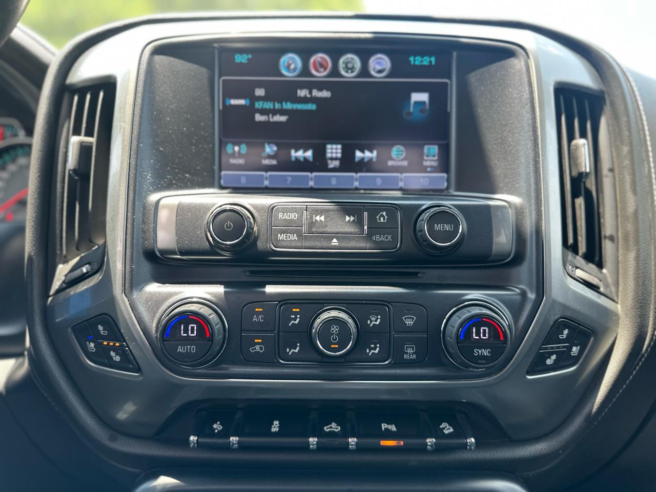 Chevrolet Silverado 1500 LTZ Double Cab Short Box 4WD 2017
