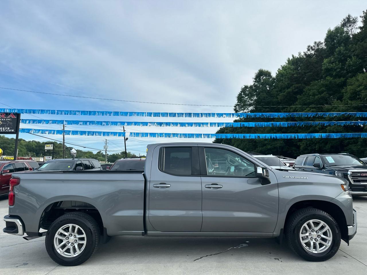 Chevrolet Silverado 1500 LT 2WD 2021