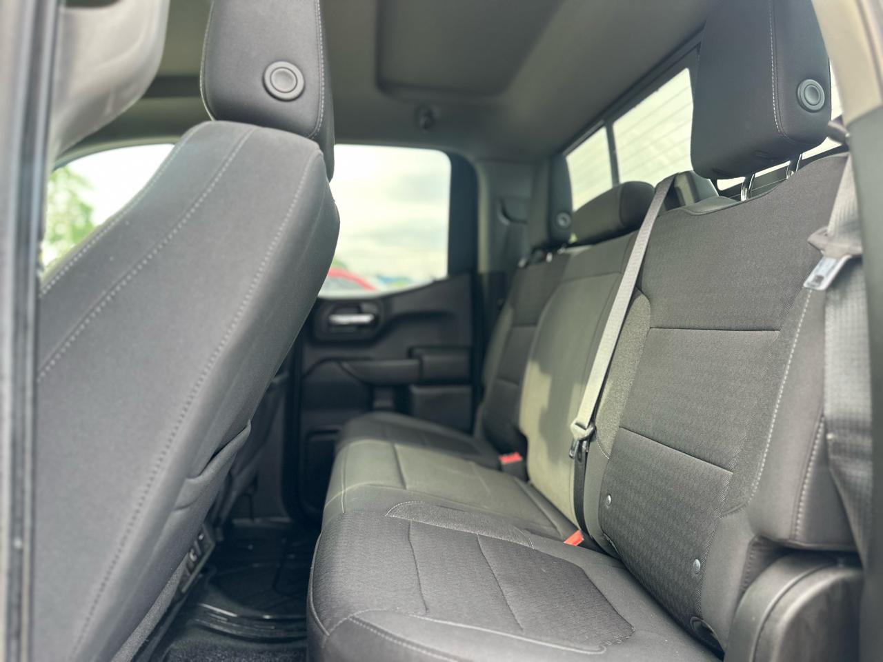 Chevrolet Silverado 1500 LT 2WD 2021