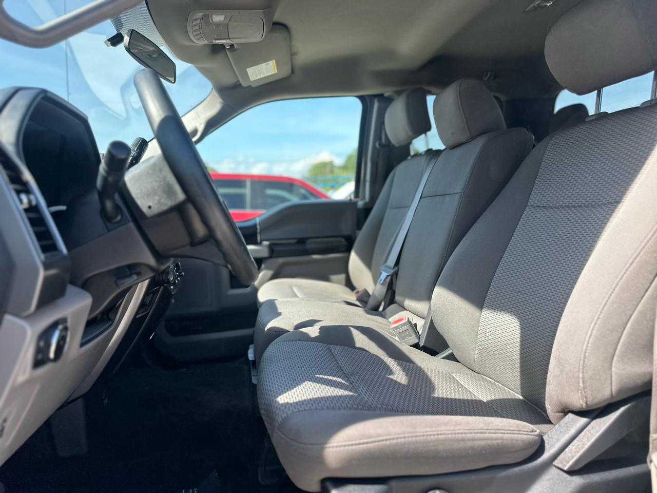 Ford F-150 XLT 2WD 2018