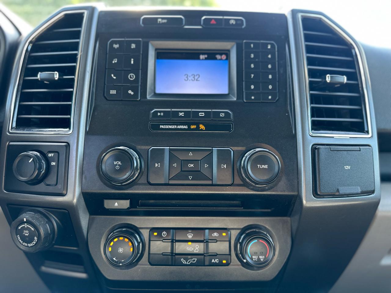 Ford F-150 XLT 2WD 2018