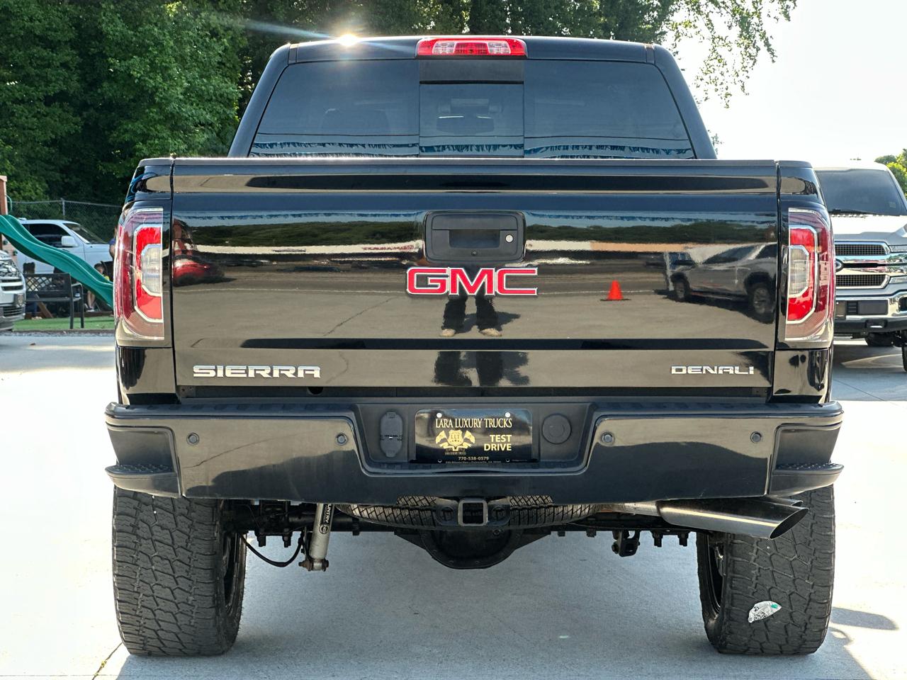 GMC Sierra 1500 Denali Crew Cab Long Box 4WD 2016