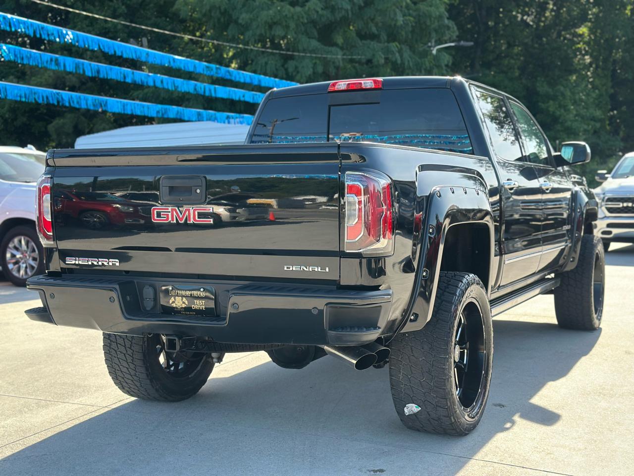 GMC Sierra 1500 Denali Crew Cab Long Box 4WD 2016