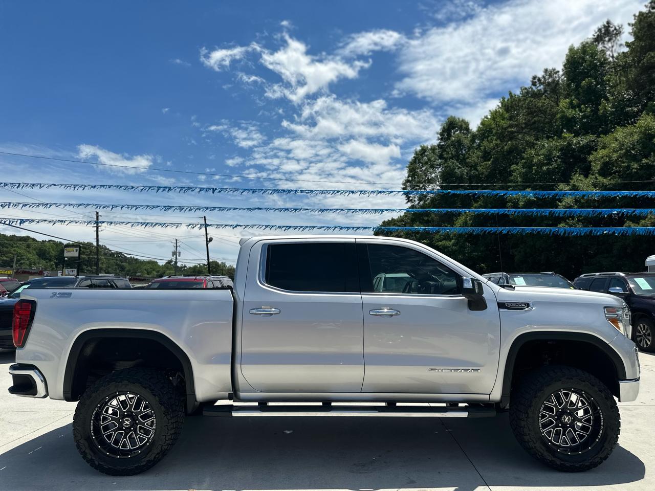 GMC Sierra 1500 SLT Crew Cab 4WD 2020