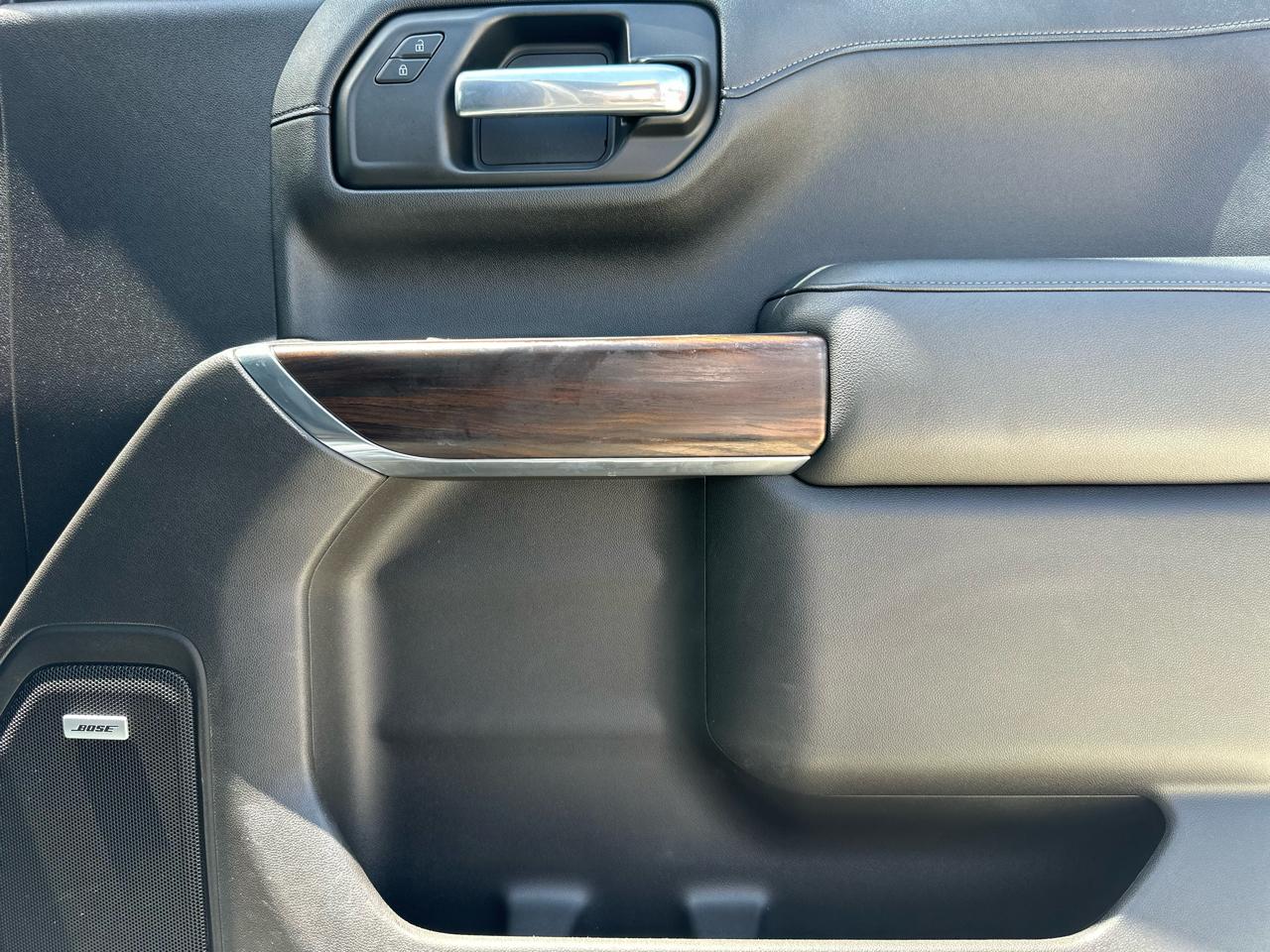 GMC Sierra 1500 SLT Crew Cab 4WD 2020