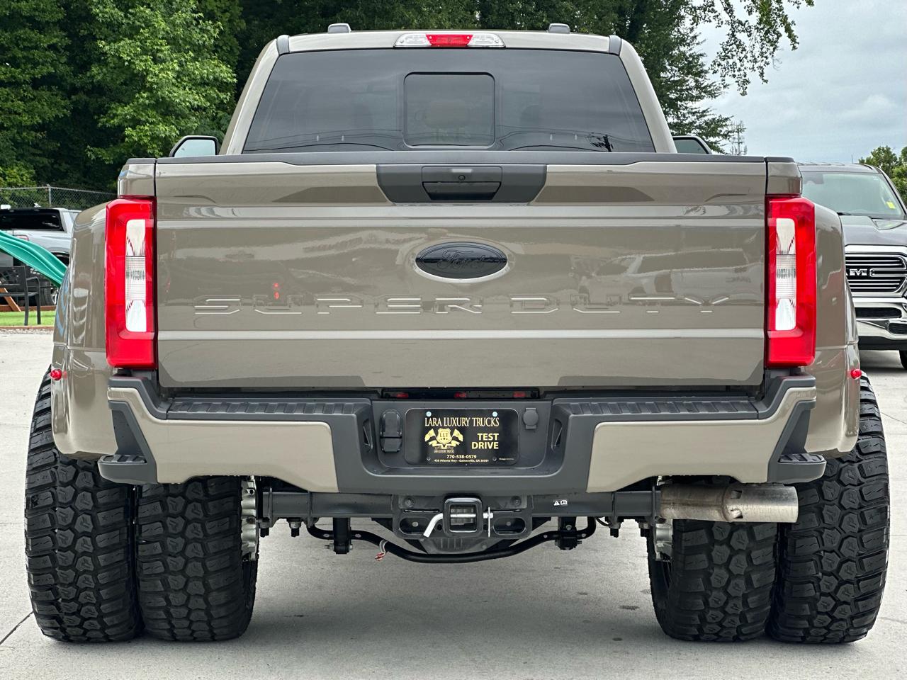 Ford F-450 SD XLT Crew Cab DRW 4WD 2026
