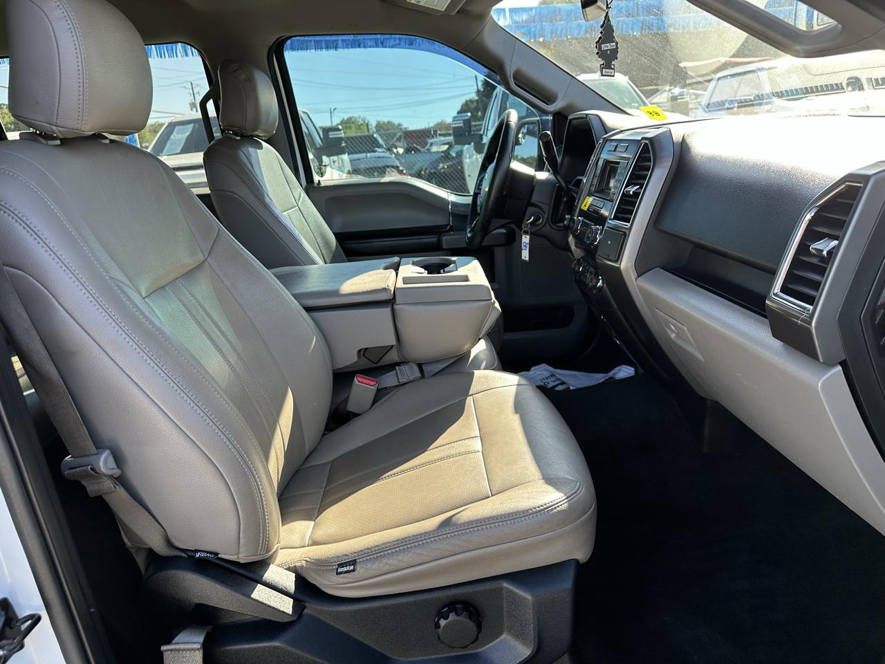 Ford F-150 XLT 4WD 2015