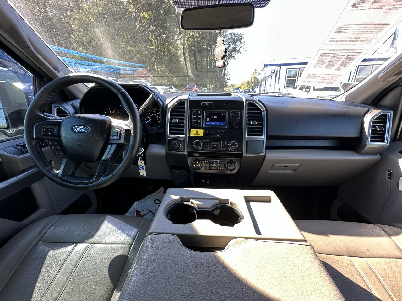 Ford F-150 XLT 4WD 2015