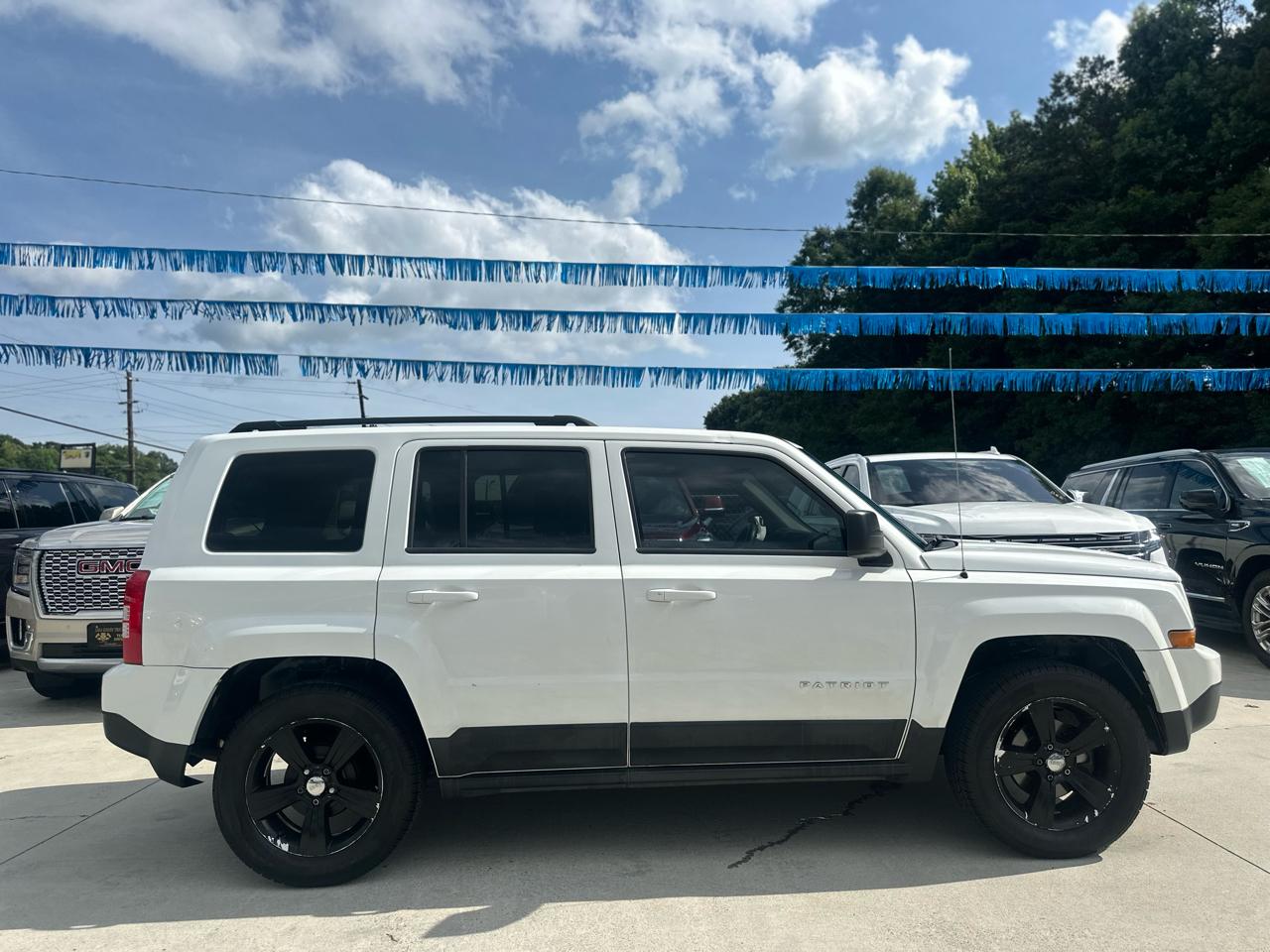 Jeep Patriot Latitude 2WD 2017