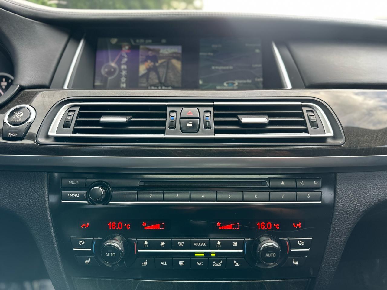 BMW 7-Series 750i xDrive 2013