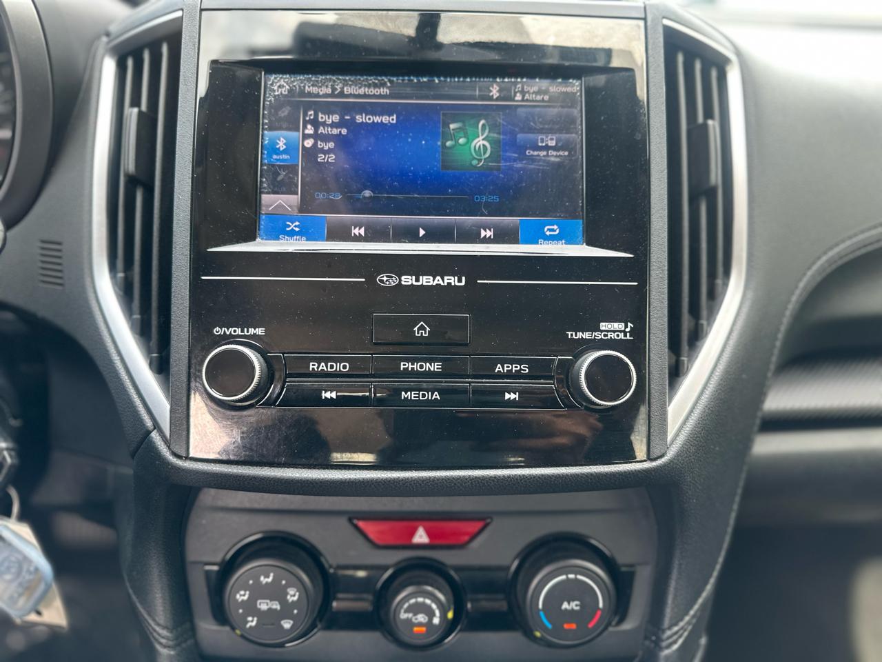 Subaru Impreza 2.0i Premium CVT 4-Door 2018