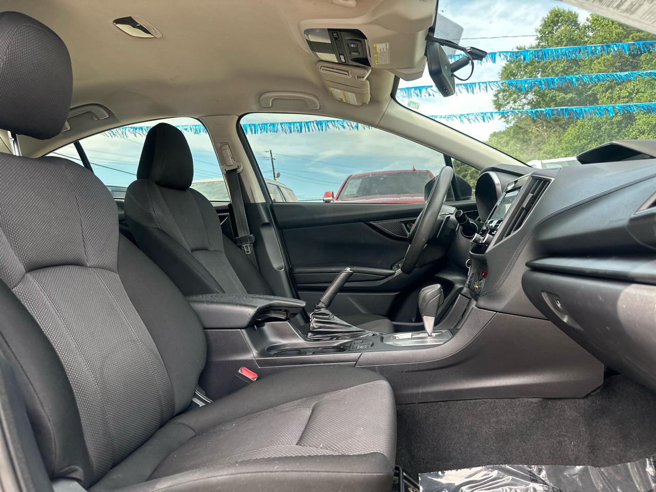 Subaru Impreza 2.0i Premium CVT 4-Door 2018