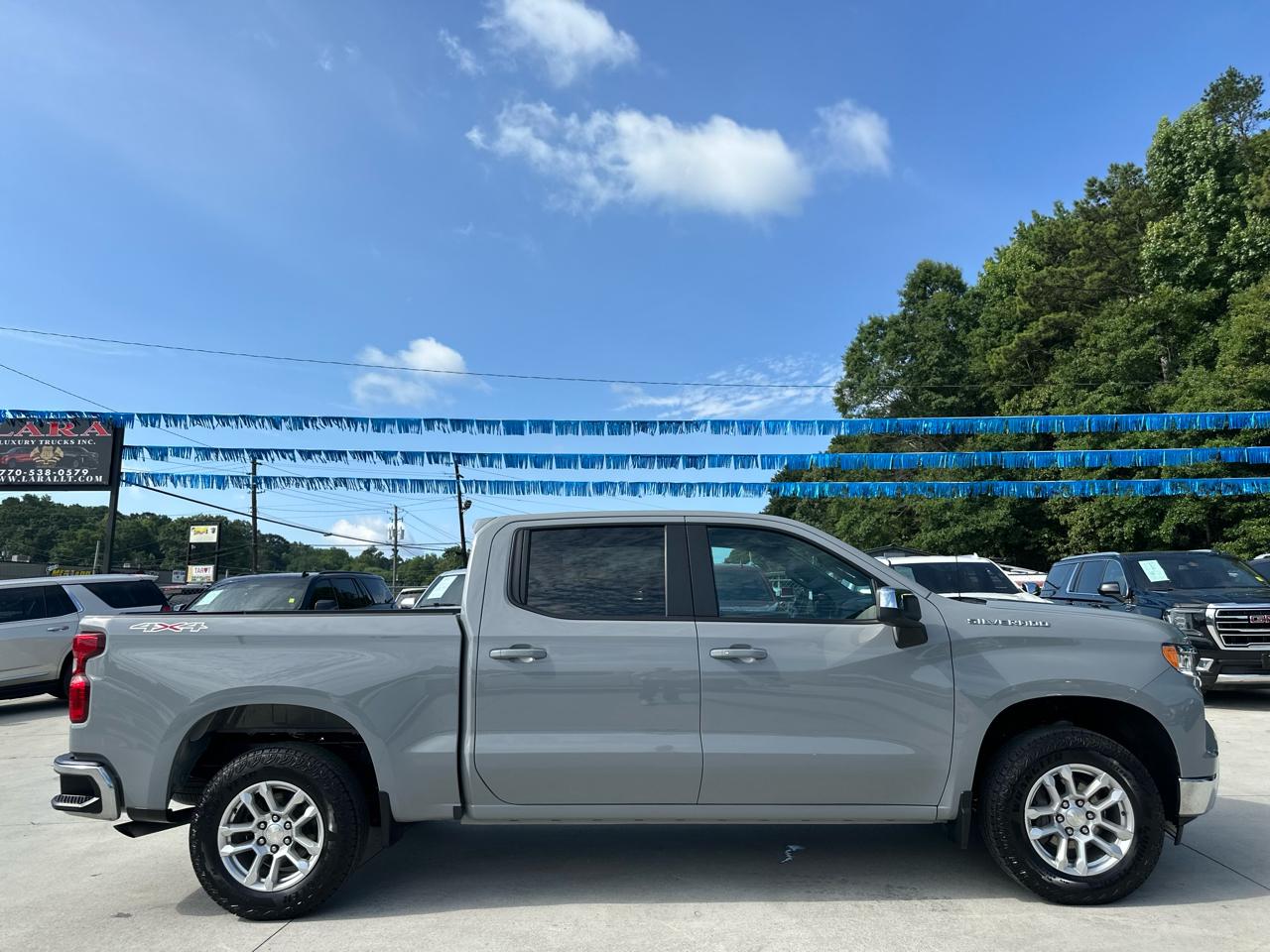 Chevrolet Silverado 1500 LT 4WD 2024