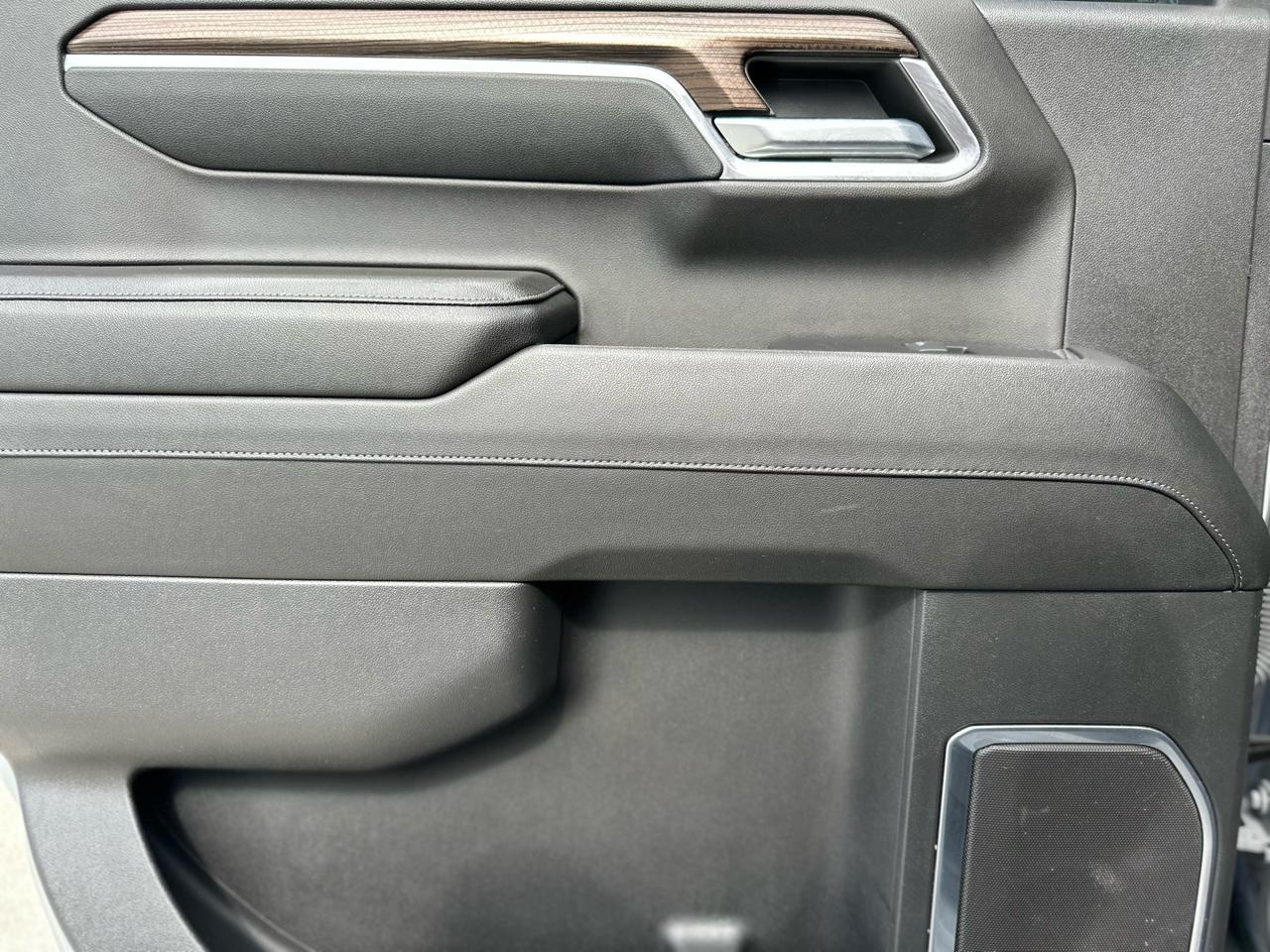 Chevrolet Silverado 1500 LT 4WD 2024