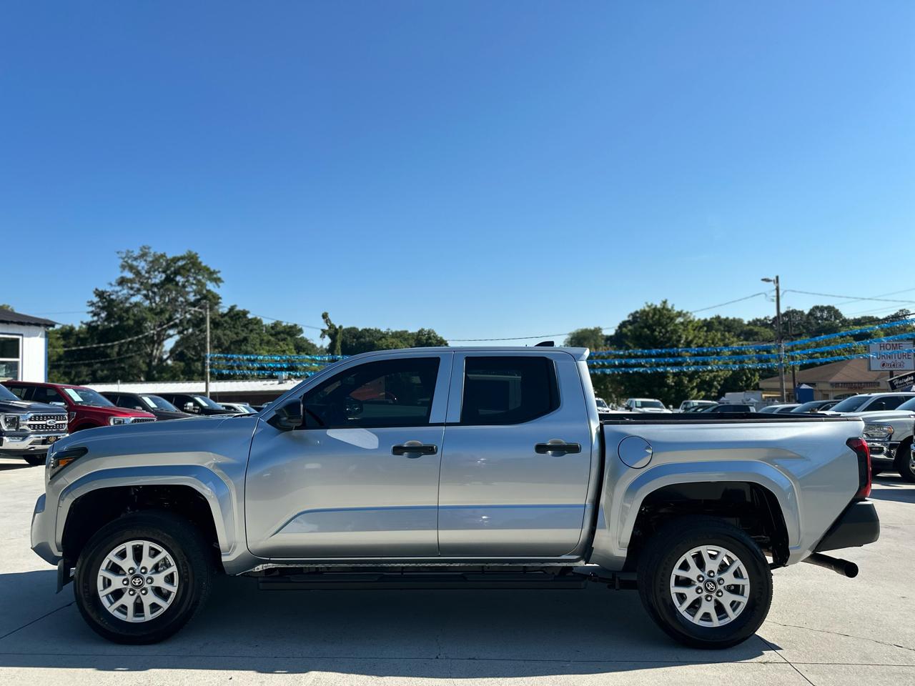 Toyota Tacoma SR Double Cab 2WD 2025