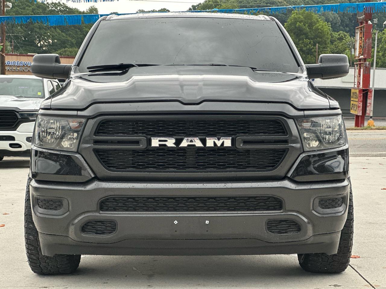 RAM 1500 Tradesman Crew Cab SWB 2WD 2024