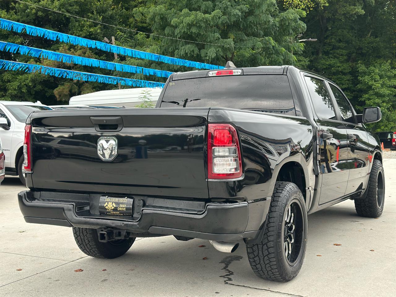 RAM 1500 Tradesman Crew Cab SWB 2WD 2024