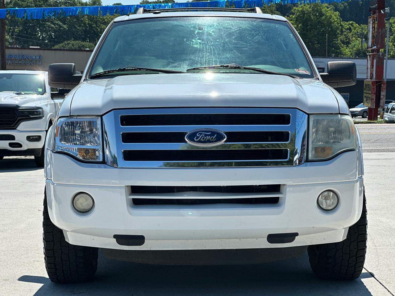Ford Expedition XLT 2011