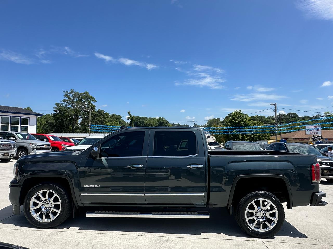 GMC Sierra 1500 Denali Crew Cab Short Box 4WD 2017