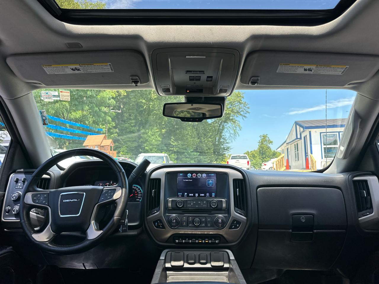 GMC Sierra 1500 Denali Crew Cab Short Box 4WD 2017