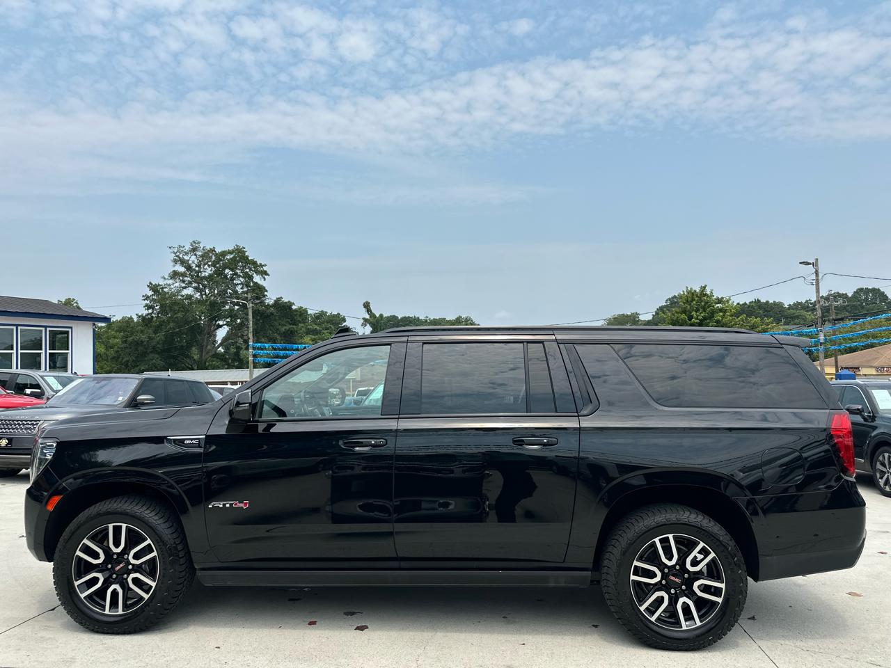 GMC Yukon XL AT4 2022