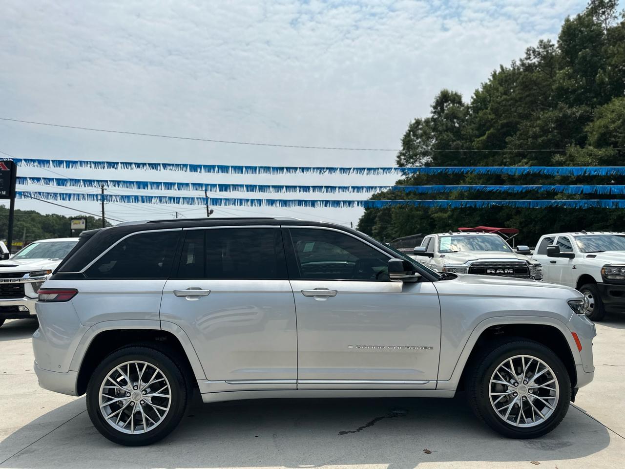 Jeep Grand Cherokee Summit 4WD 2022
