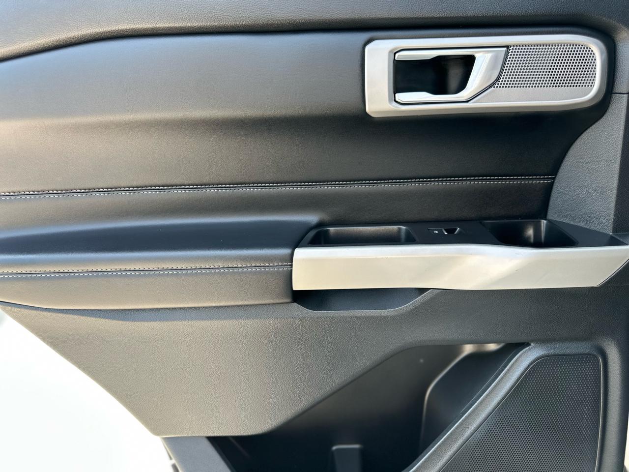 Ford Explorer Hybrid Limited AWD 2021